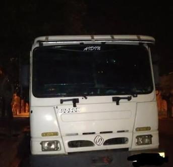 کامیون ۲۰ کامیون بادسان B8 - 0