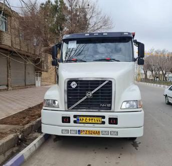 کامیون ۲۰ کامیون ولوو NH12 - 0