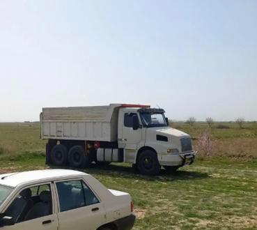 کامیون ۲۰ کامیون ولوو NH12 - 0
