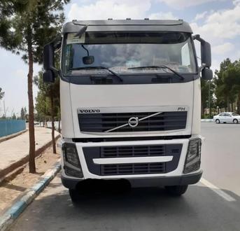 کامیون ۲۰ کشنده ولوو FH 440 - 0