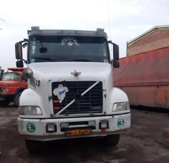کامیون ۲۰ کامیون ولوو NH12 - 0