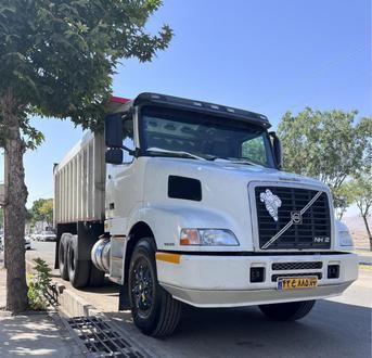کامیون ۲۰ کامیون ولوو NH12 - 0