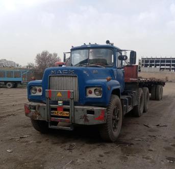 کامیون ۲۰ کشنده ماک کله قندی - 0