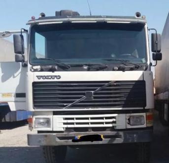 کامیون ۲۰ کشنده ولوو F 12 - 0