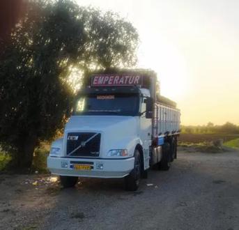 کامیون ۲۰ کامیون ولوو NH12 - 0