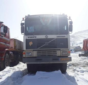 کامیون ۲۰ کشنده ولوو F 12 - 0