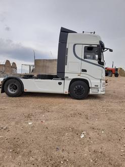 کامیون ۲۰ کشنده دانگ فنگ kx480 4*2 - 1