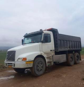 کامیون ۲۰ کامیون ولوو NH12 - 0