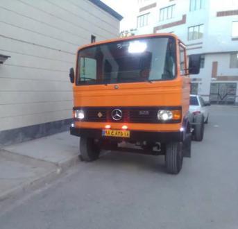 کامیون ۲۰ کامیونت بنز 608 - 0