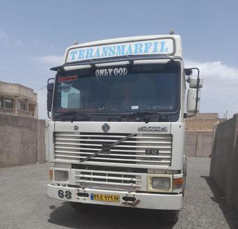 کامیون ۲۰ کشنده ولوو F 12 - 0